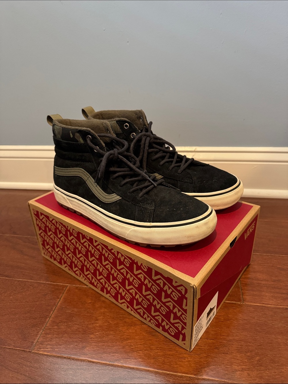 Vans Black High-Top Suede Skate Sneakers winter BOOTS MTE women’s 13